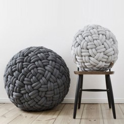 knottedpouf