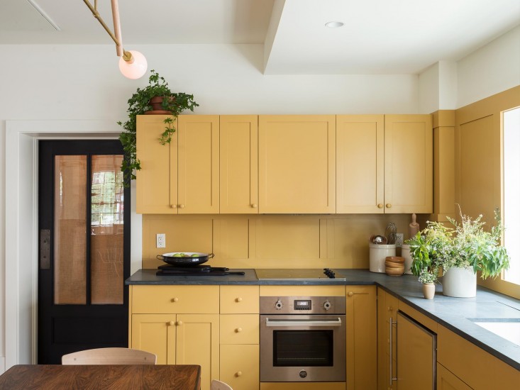 yellow-kitchen-cabinets