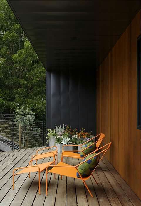 modern deck style