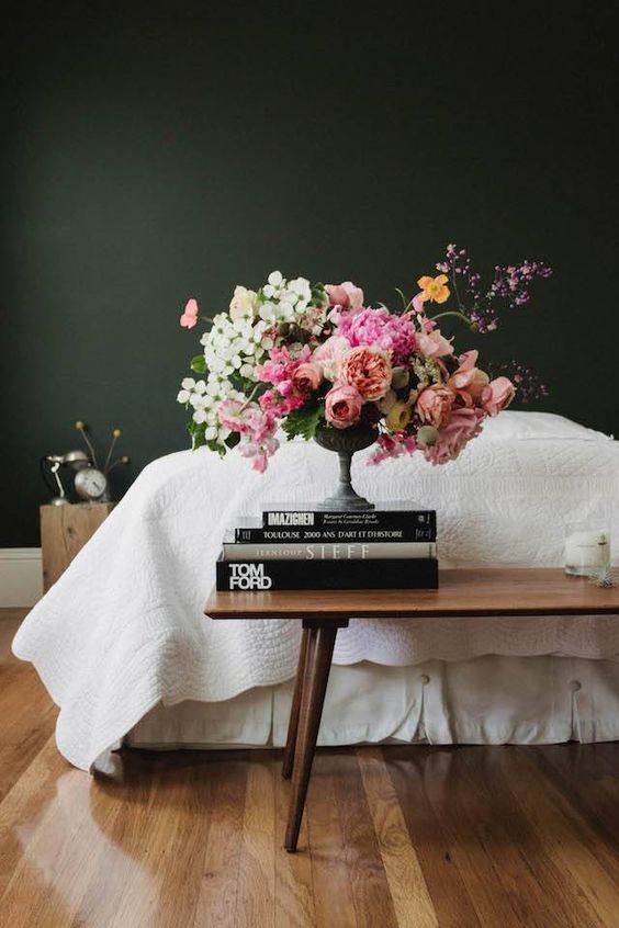 dark green bedroom walls