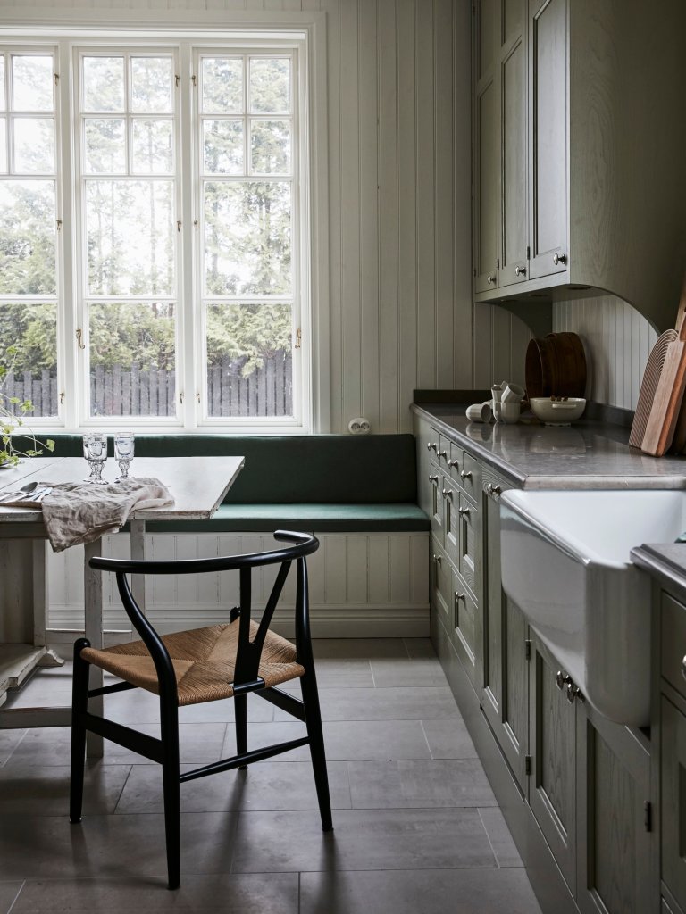 green kitchen cabinets