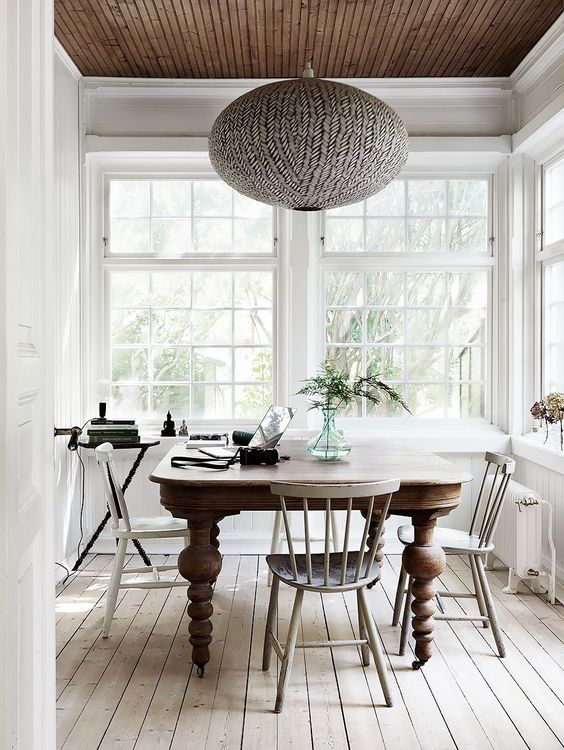 antique dining table