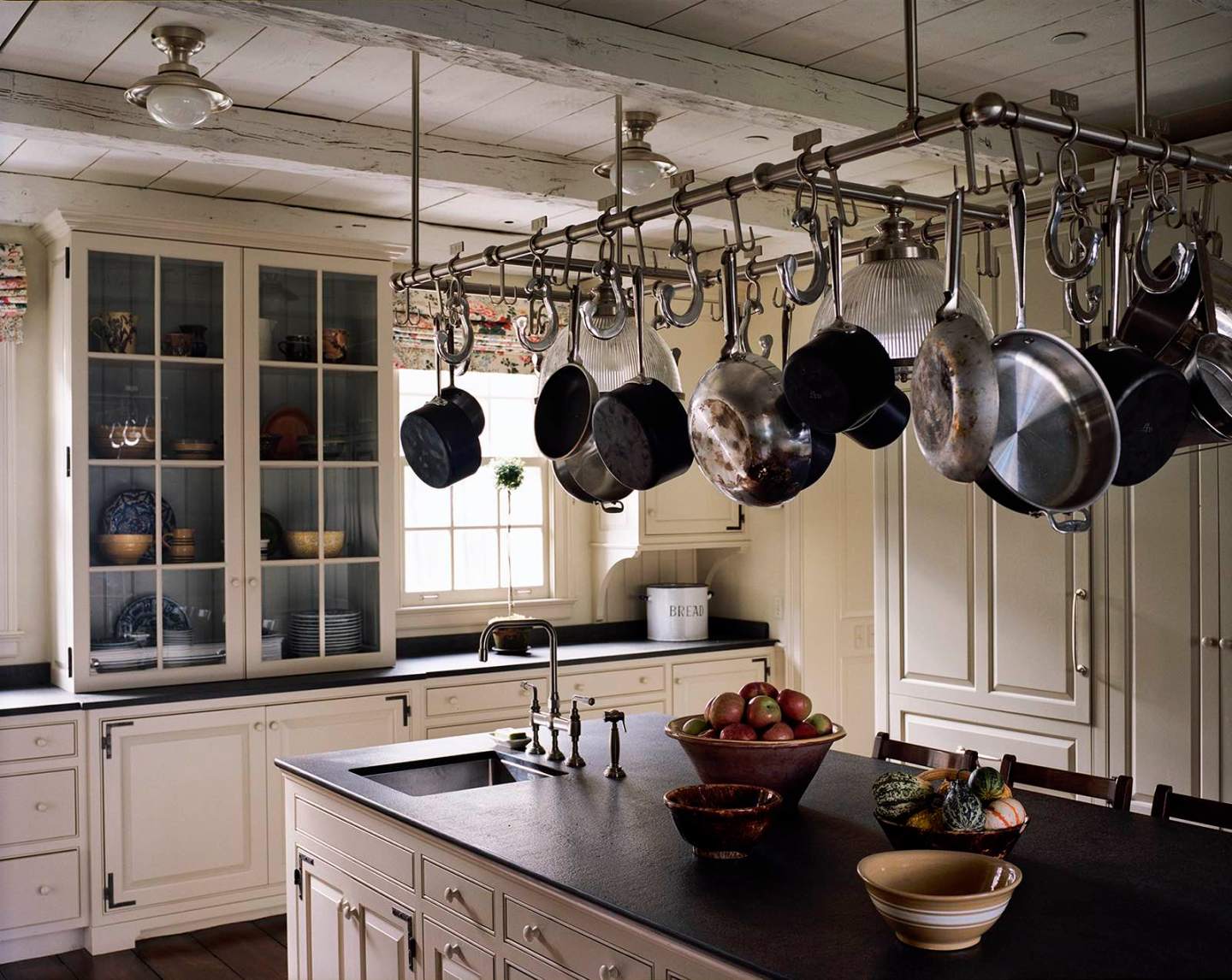 In Praise of Traditional Kitchens – The Colorado Nest