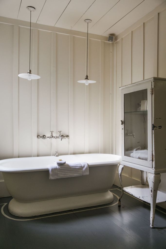 board and batten freestanding tub