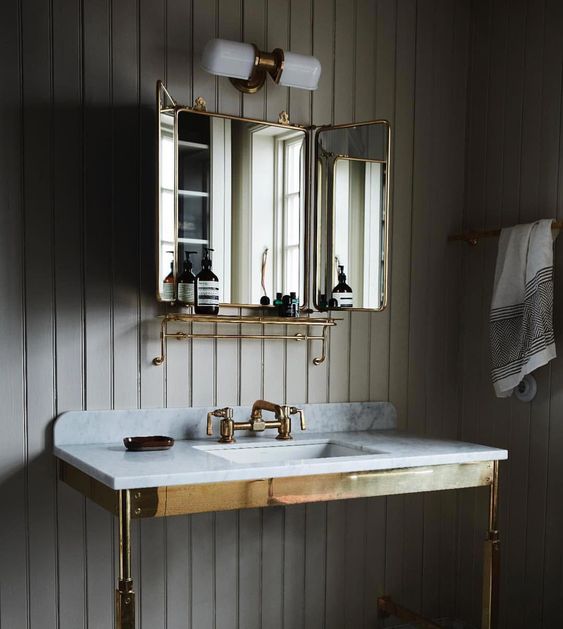 vertical paneling bathroom